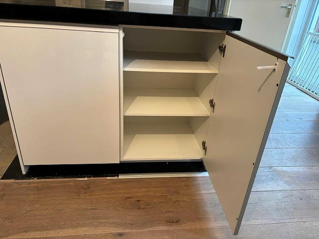 Keuken - afbeelding 31 van  34