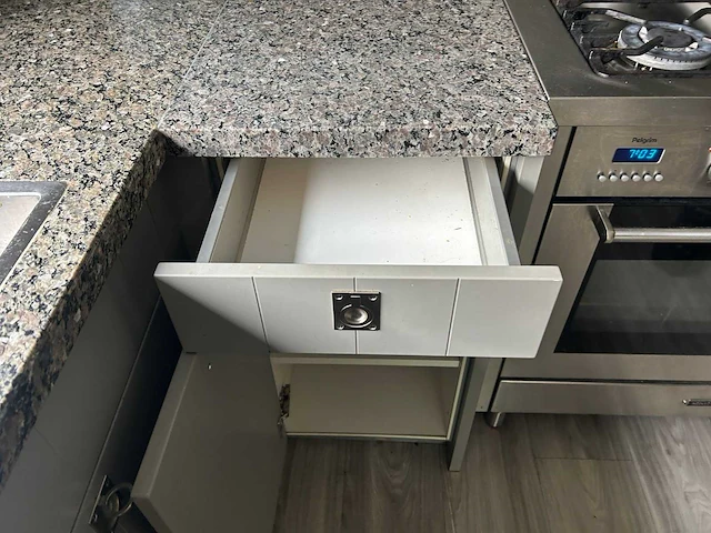 Keuken - afbeelding 21 van  44