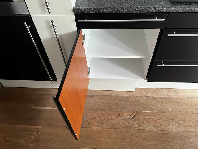 Keuken - afbeelding 8 van  27