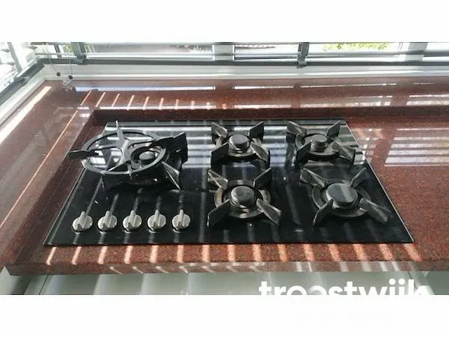 Keuken - afbeelding 14 van  16