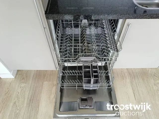 Keuken - afbeelding 14 van  16