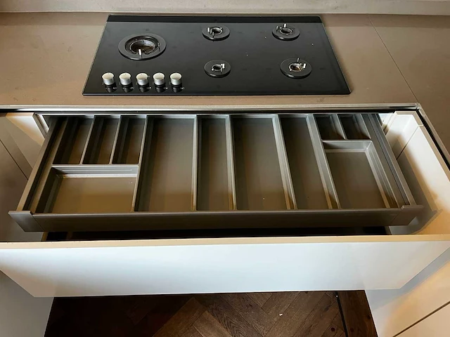 Keuken - afbeelding 15 van  20