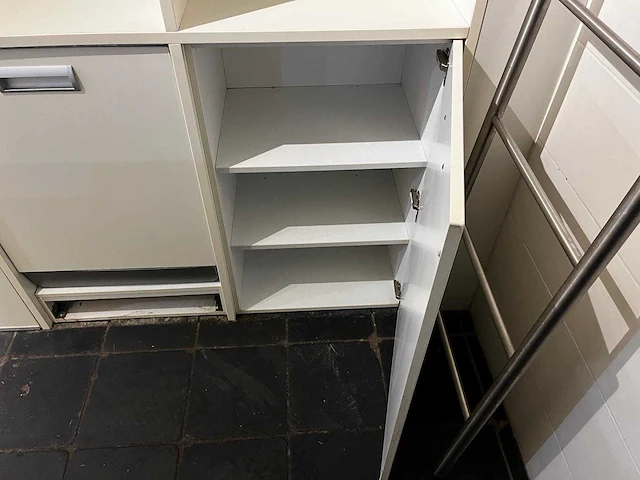 Keuken - afbeelding 26 van  33