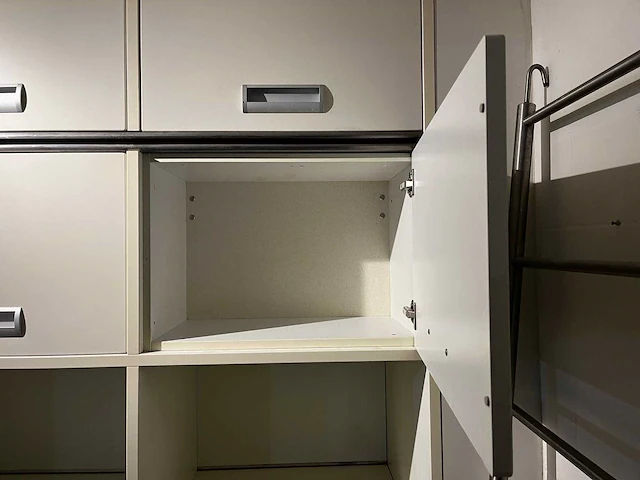 Keuken - afbeelding 27 van  33
