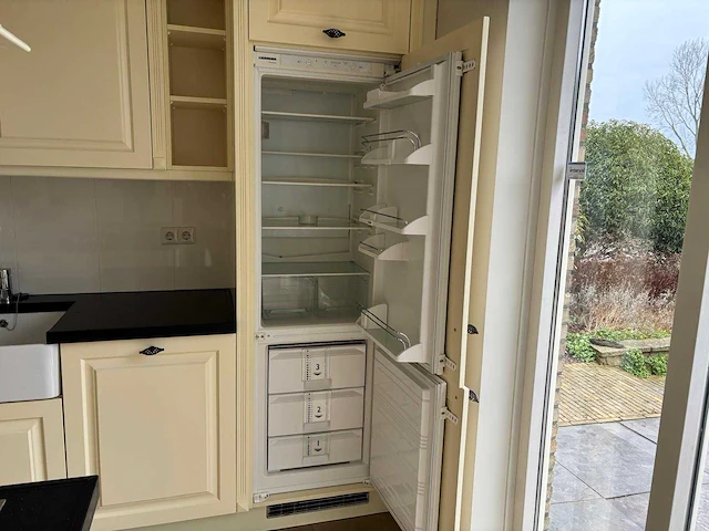Keuken - afbeelding 28 van  33