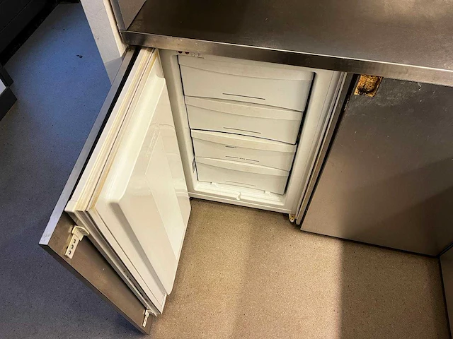 Keuken - afbeelding 12 van  28
