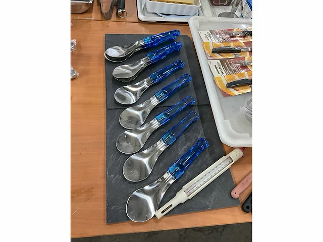Keukenbenodigdheden - afbeelding 3 van  7