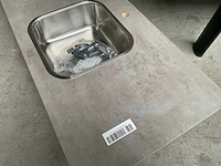 Keukenblad met rvs spoelbak 240x60 cm - afbeelding 2 van  4