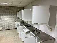 Keukenblok en apparatuur - afbeelding 6 van  7