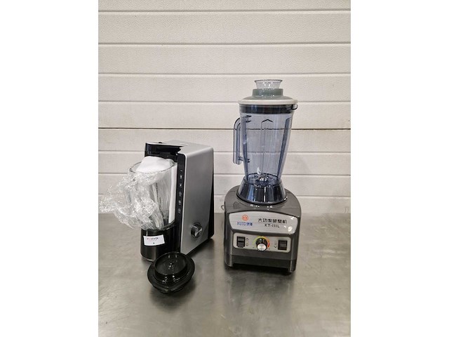 Keukenmachine en mixer (2x) - afbeelding 1 van  1