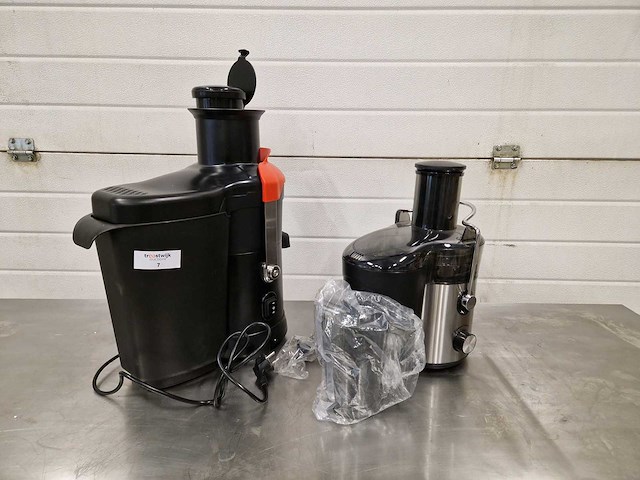 Keukenmachine en mixer (2x) - afbeelding 1 van  1