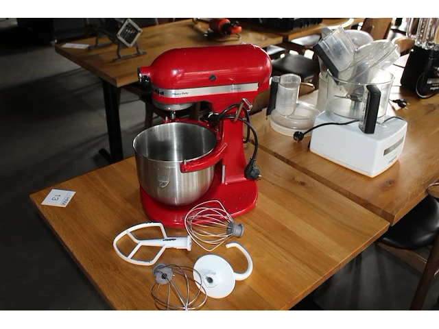 Keukenmachine kitchenaid 5kpm5 met diverse hulpmiddelen. - afbeelding 3 van  3