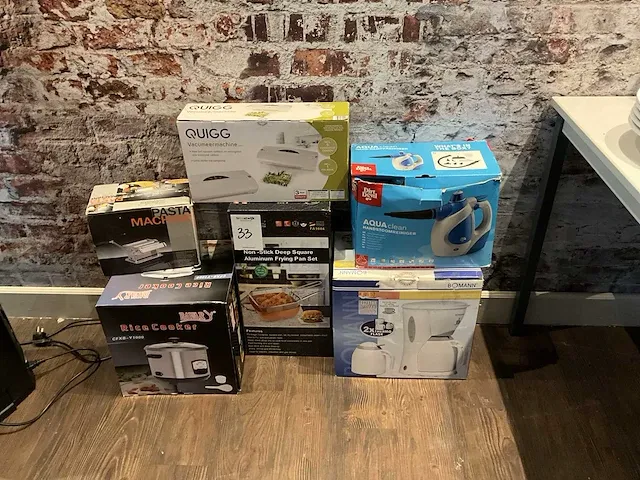 Keukenmachines (6x) - afbeelding 1 van  7