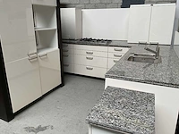 Keukenopstelling met granieten blad - afbeelding 5 van  21