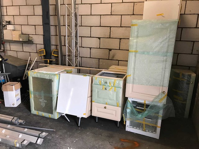 Keukenopstelling - afbeelding 1 van  19