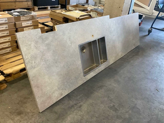 Keukenwerkblad 2530x680/730 mm - afbeelding 2 van  5