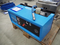 K.e.w. - afbeelding 4 van  6