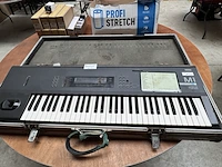 Keyboard met flightcase korg, m1 - afbeelding 2 van  6