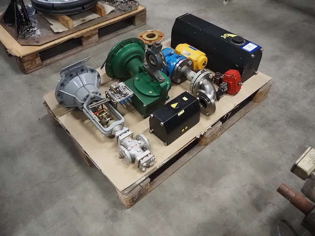 Keystone / fisher controls s.p.a. / j. c. eckardt a.g. - afbeelding 12 van  20