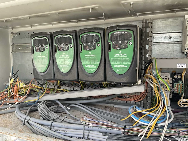 Kg systems containerbaan hefsegment met schakelkast (3x) - afbeelding 9 van  19