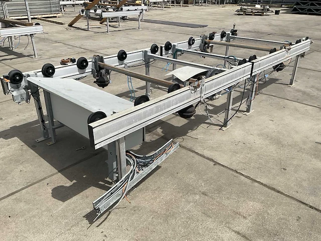 Kg systems containerbaan hefsegment met schakelkast (3x) - afbeelding 1 van  19