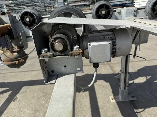 Kg systems containerbaan hefsegment - afbeelding 3 van  12