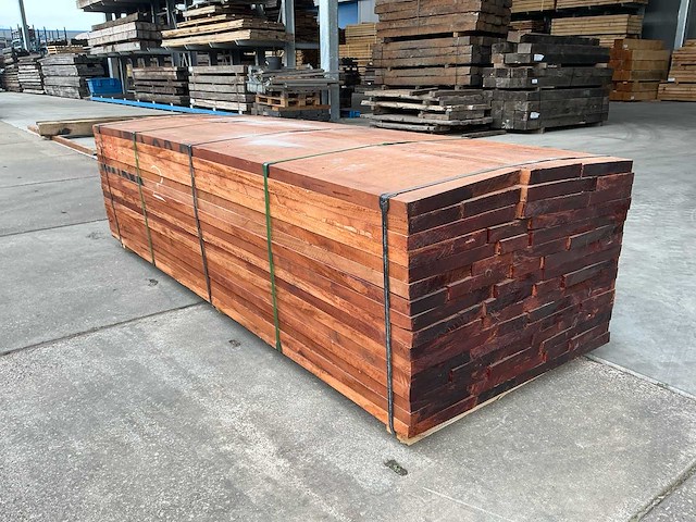 Khaya mahoni lumber - afbeelding 11 van  13