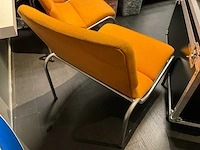 Kho liang wachtkamer stoel originele oranje stof (3x) - afbeelding 4 van  4