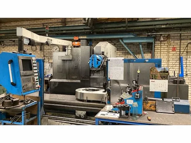 Ki-heung knc 800 cnc freesmachine - afbeelding 1 van  6