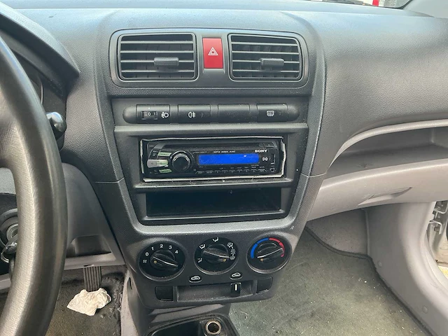 Kia - 2004 - picanto - 1.1 lxe - personenauto - afbeelding 8 van  11