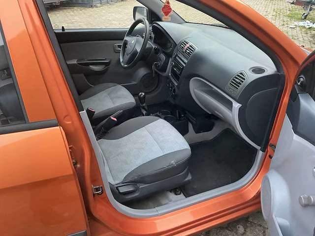 Kia - 2007 - picanto - 1.0 light - personenauto - afbeelding 2 van  11
