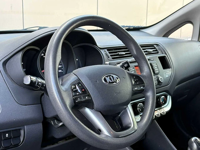 Kia - 2014 - rio - 1.1 crdi businessl. - zd-297-v - afbeelding 2 van  16