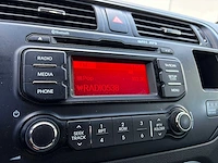 Kia - 2014 - rio - 1.1 crdi businessl. - zd-297-v - afbeelding 6 van  16
