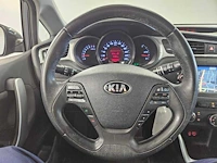 Kia - 2015 - cee'd - 1.0 t-gdi navigator - personenauto - afbeelding 4 van  18