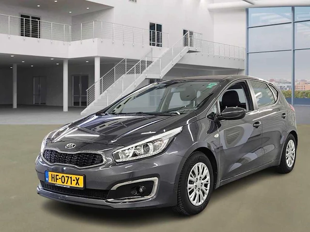 Kia - 2015 - cee'd - 1.0 t-gdi navigator - personenauto - afbeelding 1 van  18