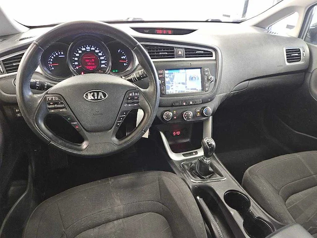 Kia - 2015 - cee'd - 1.0 t-gdi navigator - personenauto - afbeelding 18 van  18