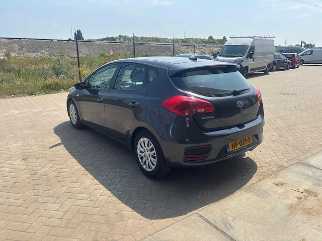 Kia - 2015 - cee'd - 1.0 t-gdi navigator - personenauto - afbeelding 20 van  26