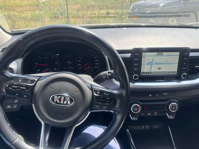 Kia - 2020 - stonic - 1.6 crdi dynpl.line - personenauto - afbeelding 17 van  17