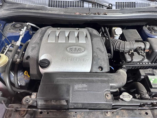 Kia - carens - 1.6-16v lx - 31-rb-zh - afbeelding 5 van  14