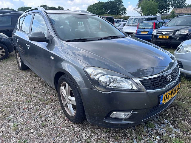 Kia - cee'd sporty wagon - 1.4 cvvt seven - 02-pxf-6 - afbeelding 20 van  21