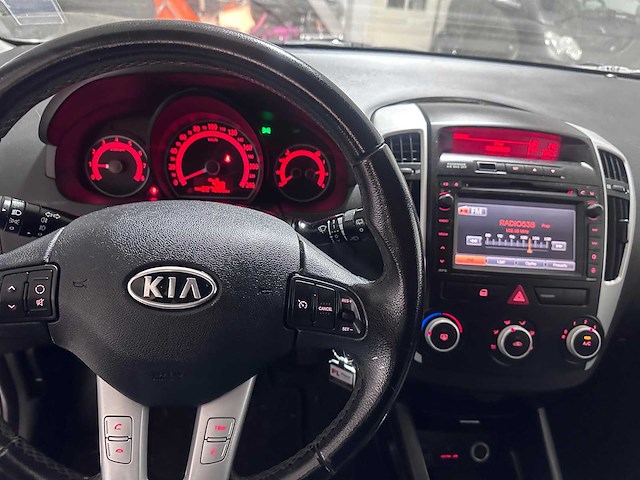 Kia - cee'd sporty wagon - 1.4 cvvt seven - 06-pdr-3 - afbeelding 20 van  20