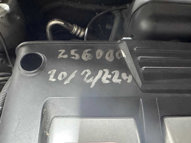 Kia - cerato - 1.6-16v lx - 17-rz-dr - afbeelding 10 van  18