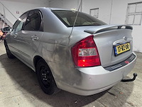 Kia - cerato - 1.6-16v lx - 17-rz-dr - afbeelding 12 van  18