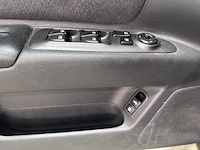 Kia - magentis - 2.0 cvvt x-ecutive lpg - 92-th-bp - afbeelding 2 van  17