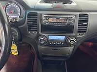 Kia - magentis - 2.0 cvvt x-ecutive lpg - 92-th-bp - afbeelding 4 van  17
