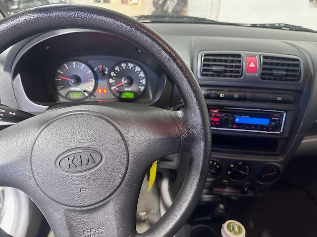 Kia - picanto - 1.0 lxe - 68-rk-xn - afbeelding 2 van  19