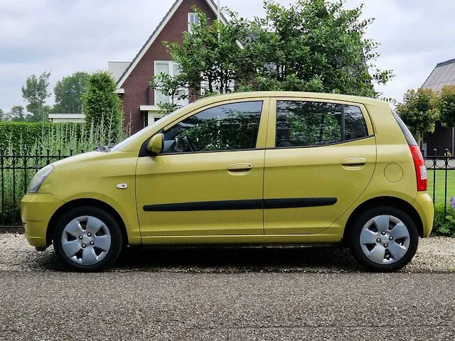Kia - picanto - 1.0 lxe - 83-rz-nr - 2005 - afbeelding 10 van  17