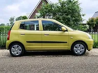 Kia - picanto - 1.0 lxe - 83-rz-nr - 2005 - afbeelding 11 van  17