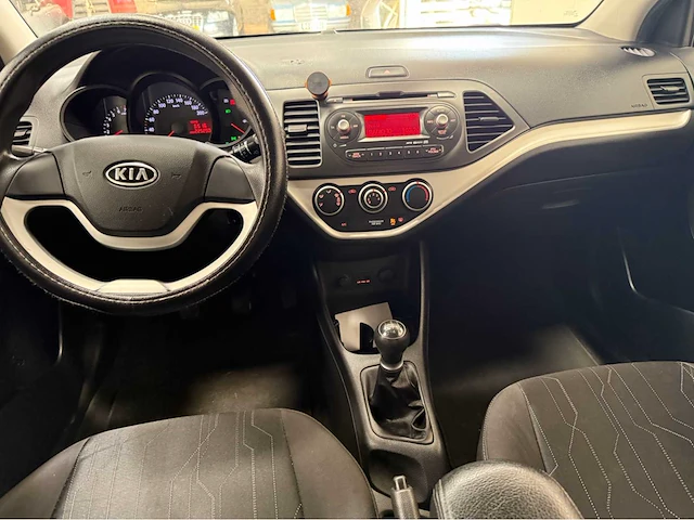 Kia - picanto - personenauto - 2011 - afbeelding 12 van  27