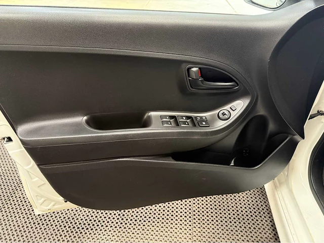Kia - picanto - personenauto - 2011 - afbeelding 15 van  27